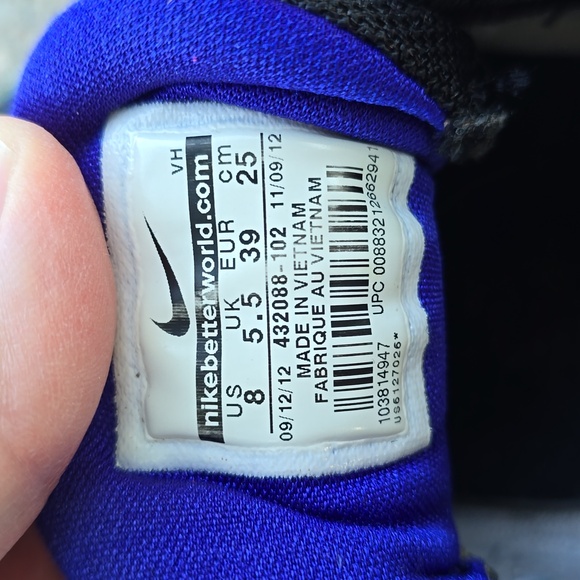 Nike Air Max Go Strong Retro 2012 Athletic  Shoes Size 8 - Picture 11 of 11